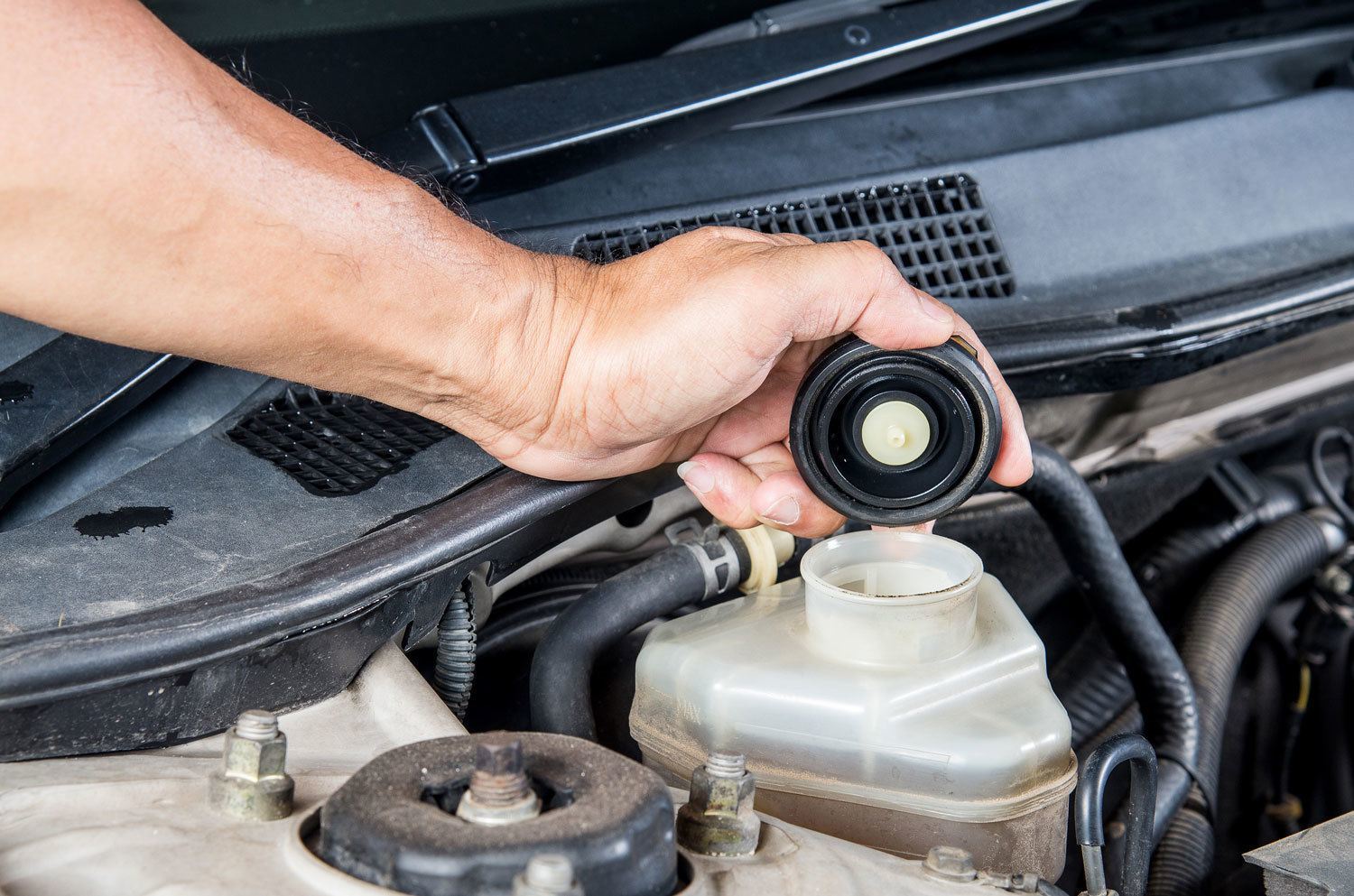 How To Remove Brake Fluid