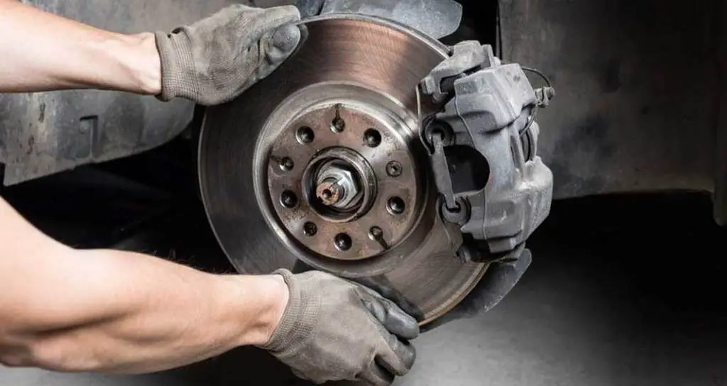 5 Simple Tips For Checking Brake Pads On Your Vehicle