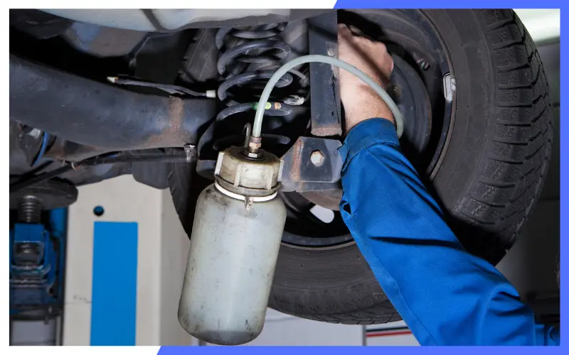 How to Remove Brake Fluid Reservoir from Master Cylinder
