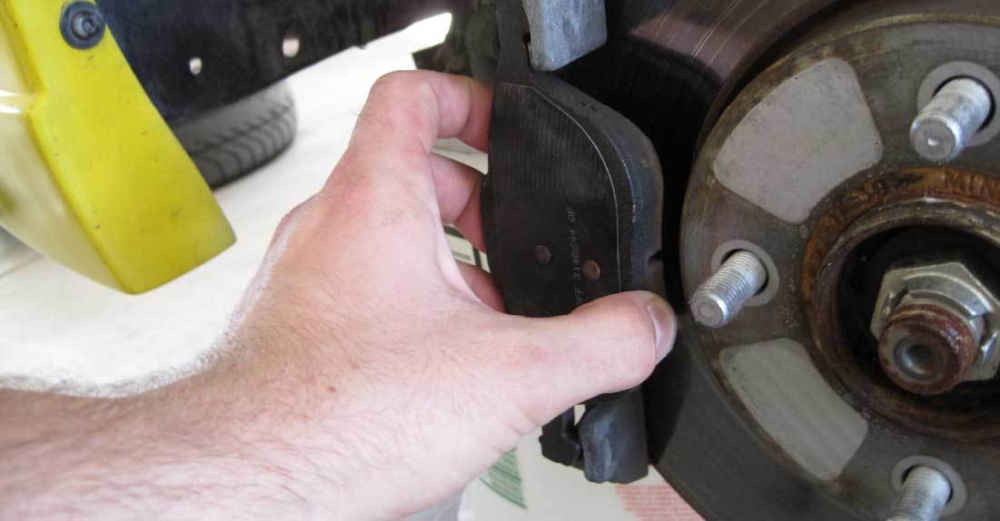How to change front rotors on ford f150